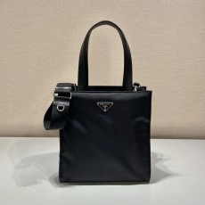 프라다 PRADA 리나일론 패딩 토트 백