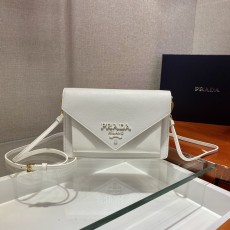 프라다 PRADA 모노크롬 사피아노 가죽 미니 숄더 백