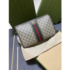 구찌 GUCCI 오피디아 GG 토일레트리 클러치 백